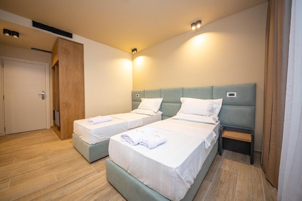 Hotel Alion21 Durres Bagian luar foto