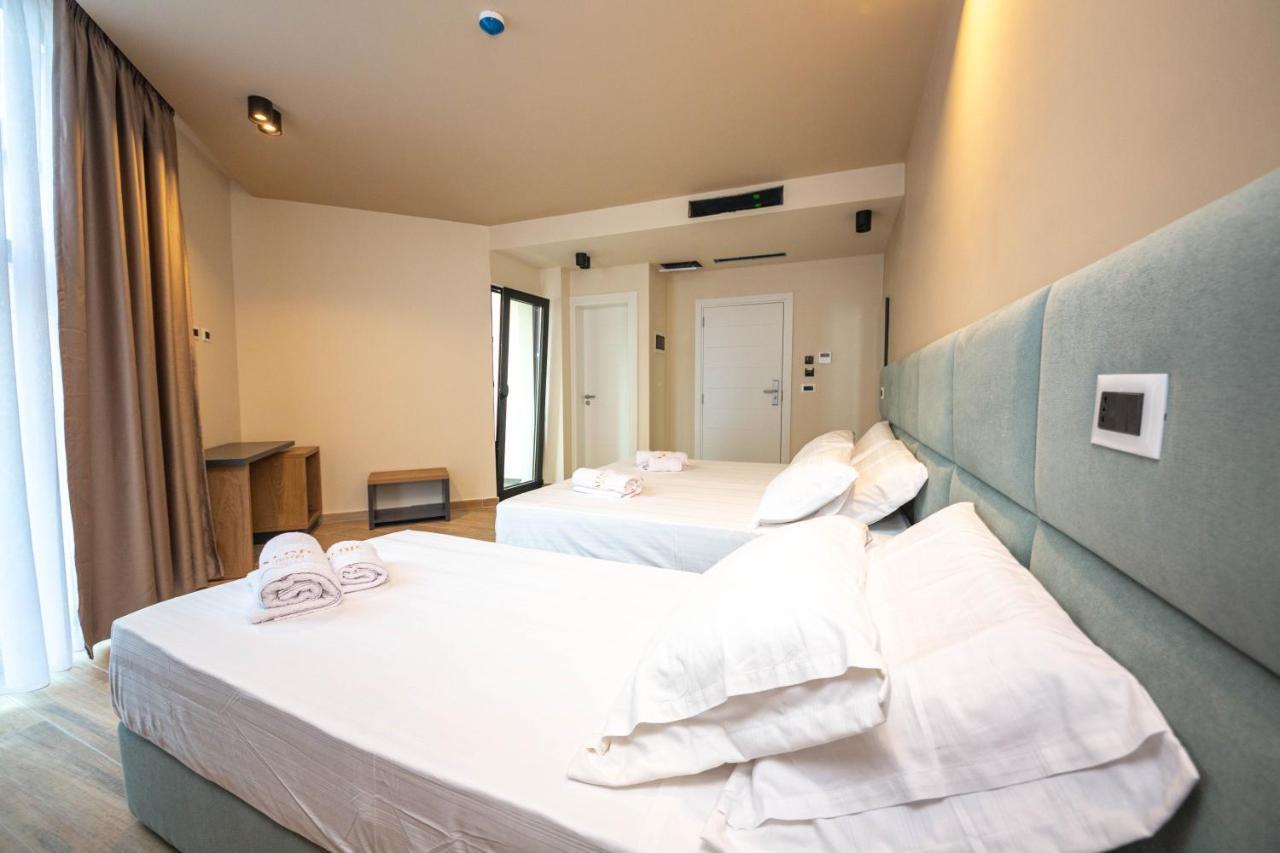 Hotel Alion21 Durres Bagian luar foto