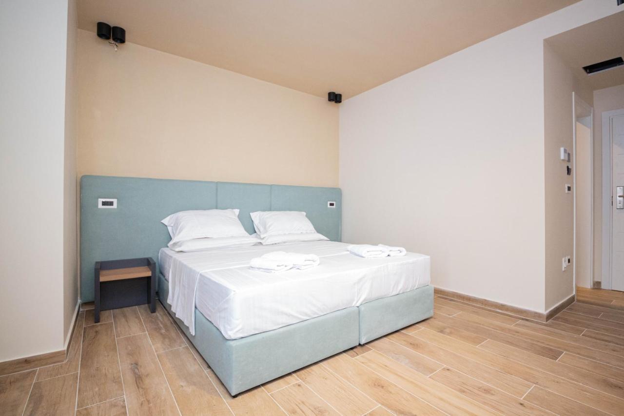 Hotel Alion21 Durres Bagian luar foto