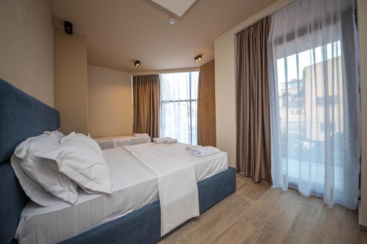 Hotel Alion21 Durres Bagian luar foto